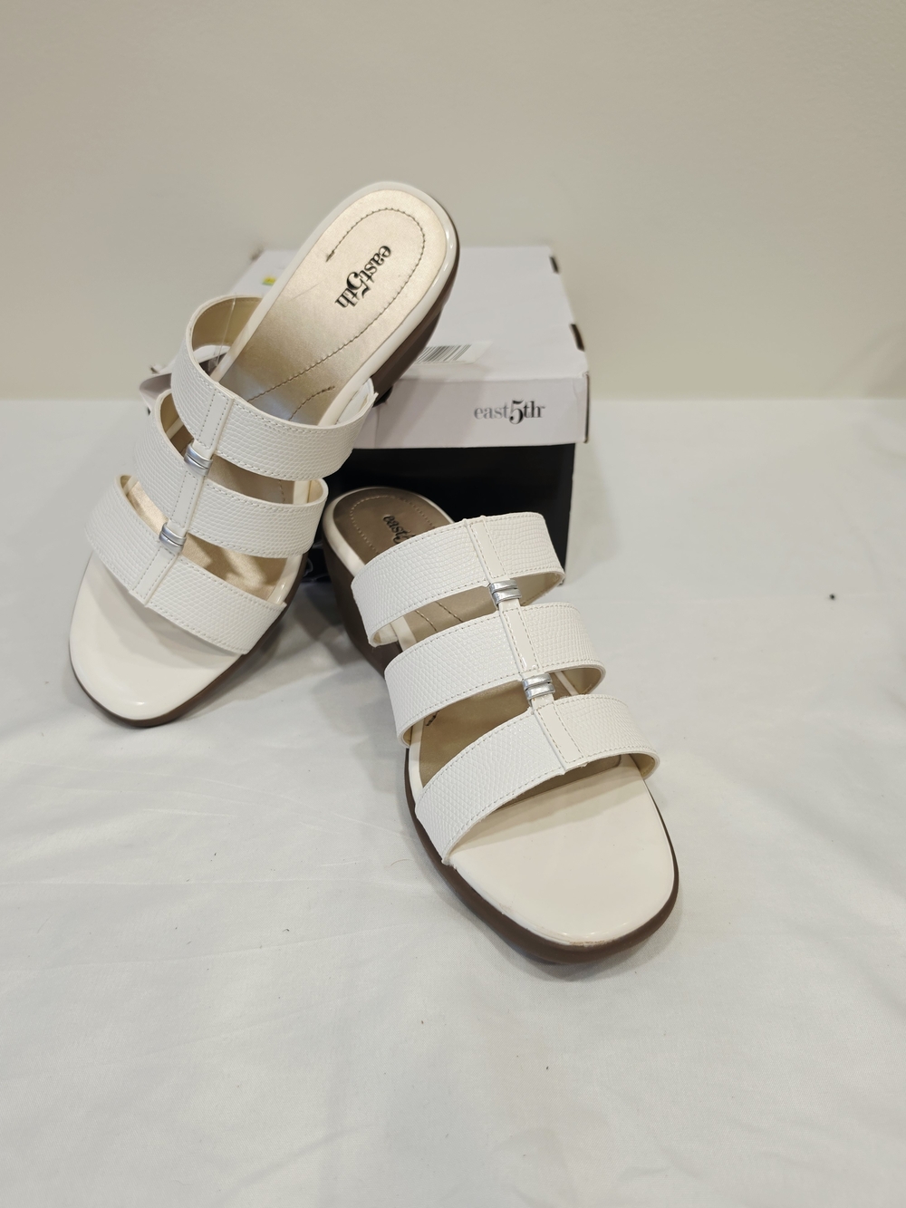 East 5th Evergreen White Strappy Slide Sandals US Size 8.5
